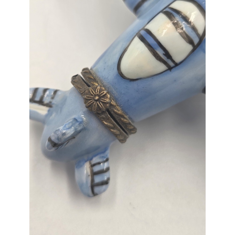 Vintage Airplane Pill Trinket Box Ceramic Aviation Keepsake Clasp Blue White - Picture 7 of 9